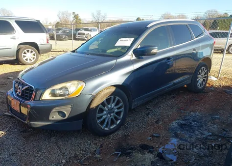 2010 Volvo Xc60 T6/T6 R-Design z USA, uszkodzony, nr VIN YV4992DZ9A2106967